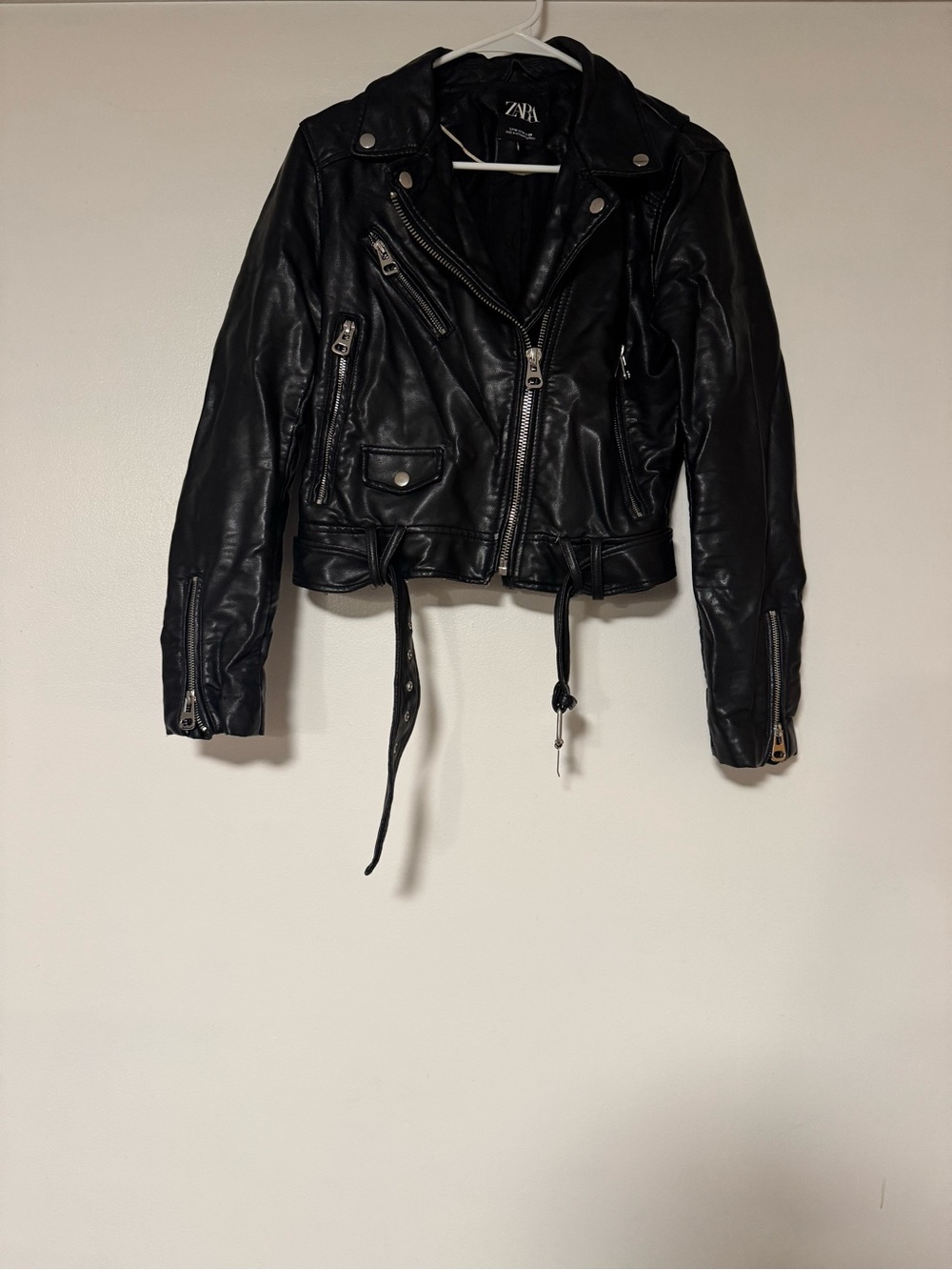 Zara Women’s Black Leather Moto Biker Jacket Medium Asymmetrical Zip Belted